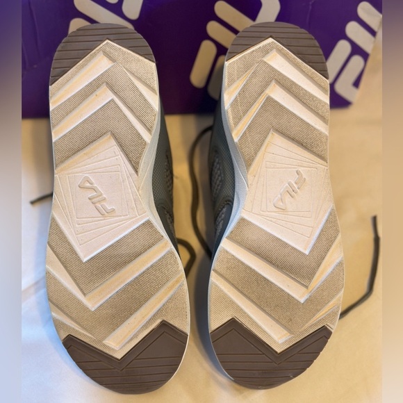 Gray Athletic Women's Shoes - Picture 7 of 8